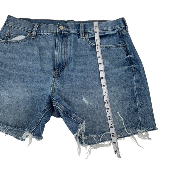 Old Navy Womens Distressed Denim High-Rise Cutoff Shorts Size 14 - Picture 7 of 11